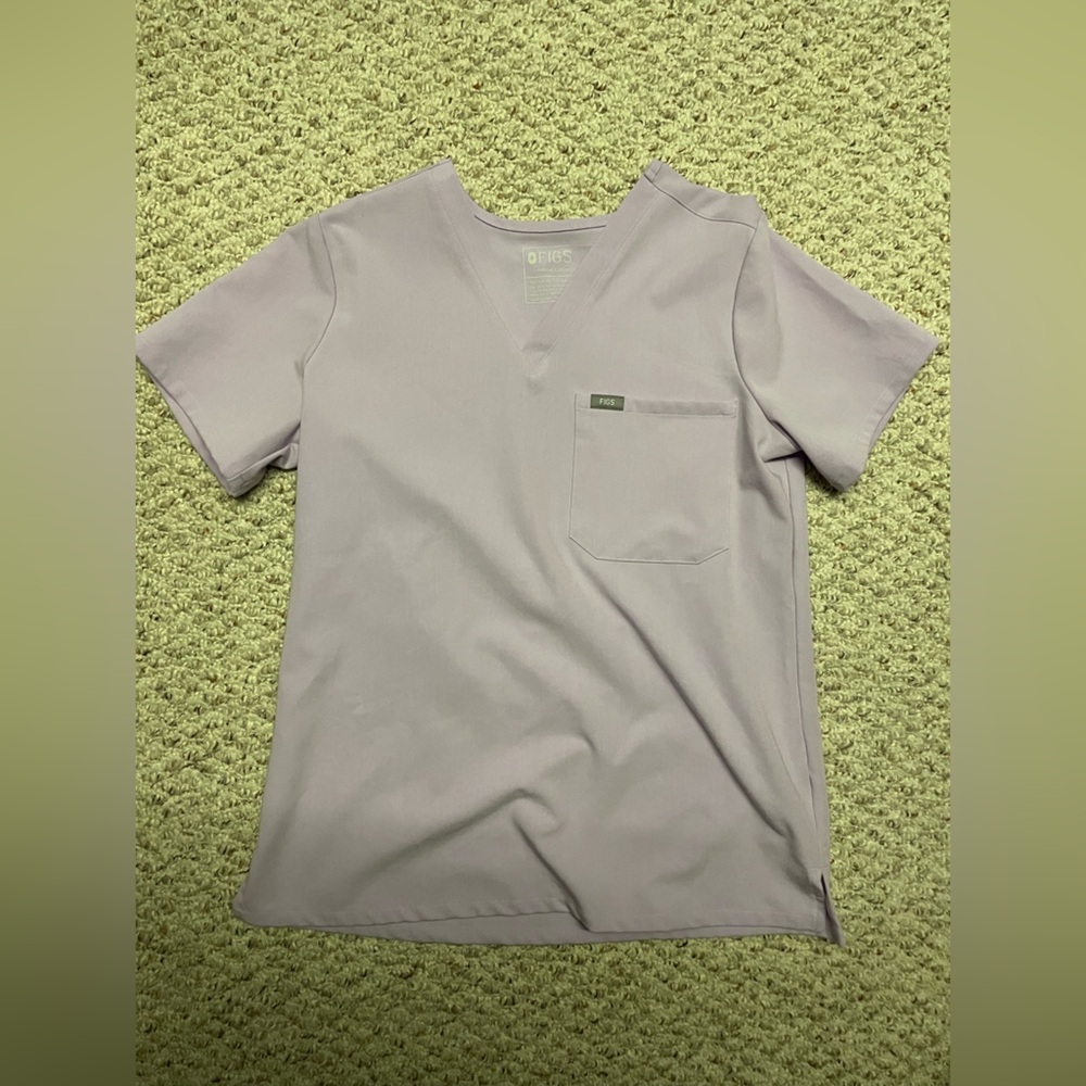FIGS Catarina Top - Lavender Haze